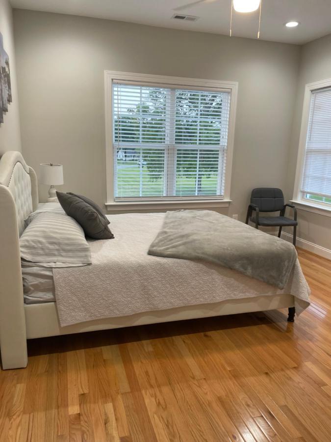 La Casa Grande Hosting Apartman Whitsett Kültér fotó
