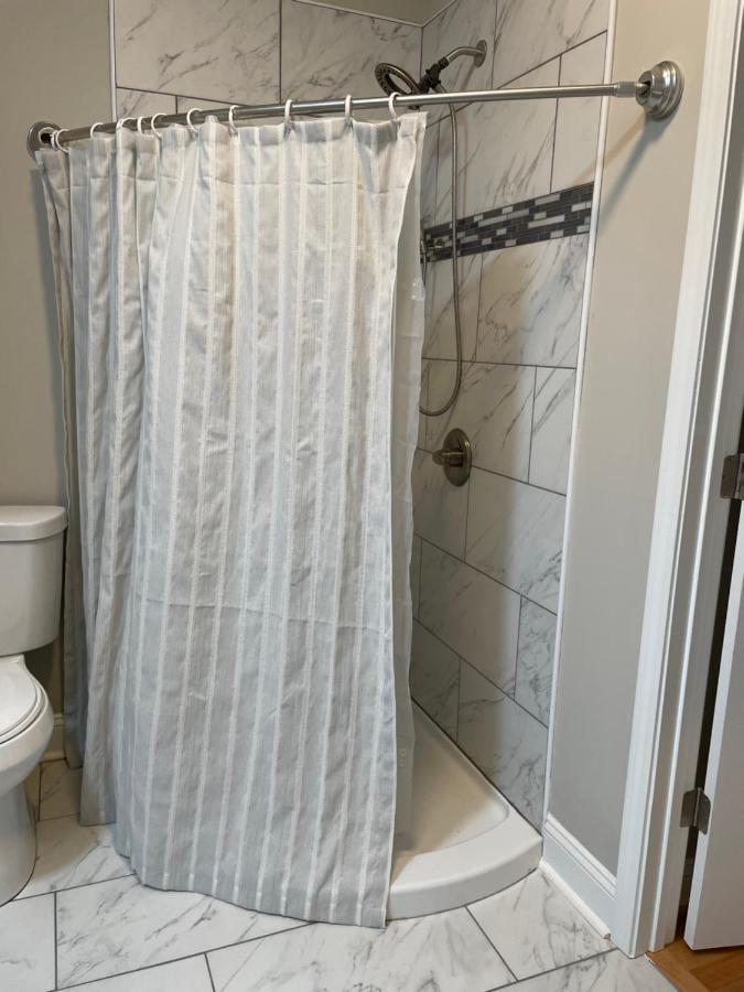 La Casa Grande Hosting Apartman Whitsett Kültér fotó