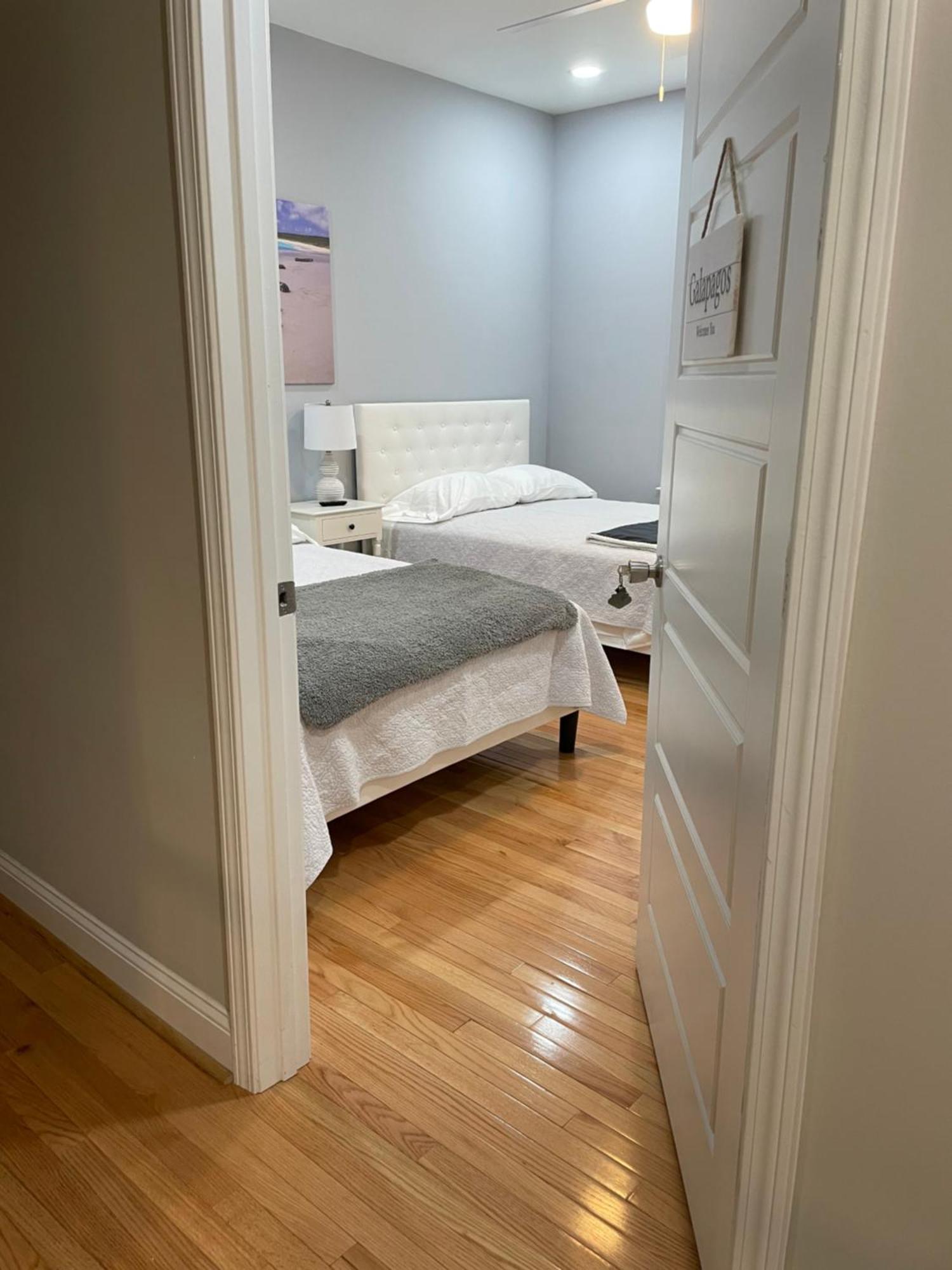 La Casa Grande Hosting Apartman Whitsett Kültér fotó